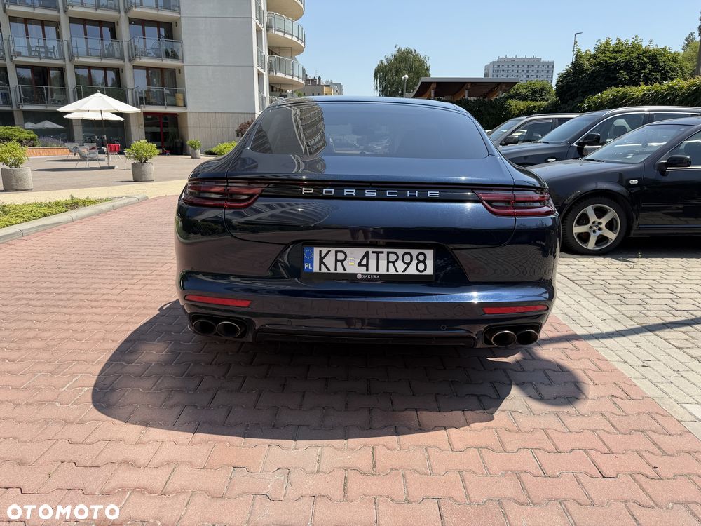Porsche Panamera - 7