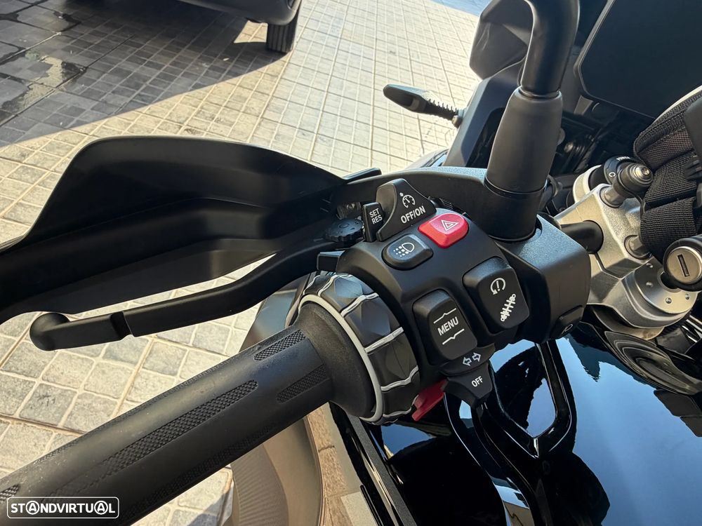 BMW F 750 GS Triple Black - 8