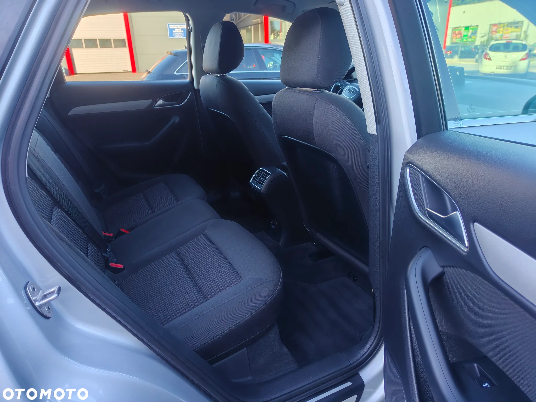 Audi Q3 2.0 TDI Edycja Specjalna - 14