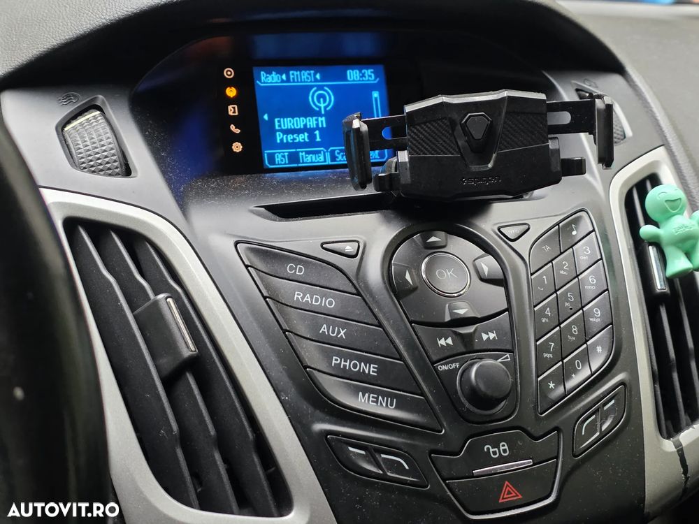 Ford Focus 1.6 TDCI DPF Sport - 10