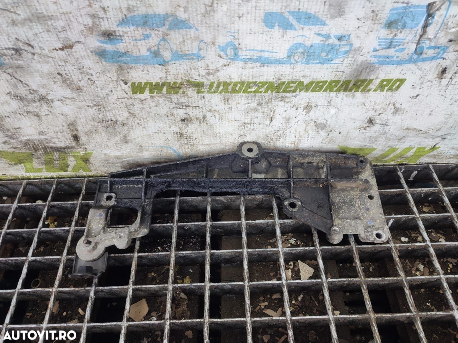 Suport motor 03G131159 2.0 crd BYL (ECL) Volkswagen VW Golf 5 [2003 - - 1