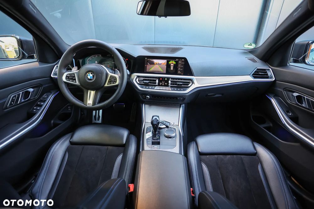 BMW Seria 3 320d Edition M Sport Shadow - 8
