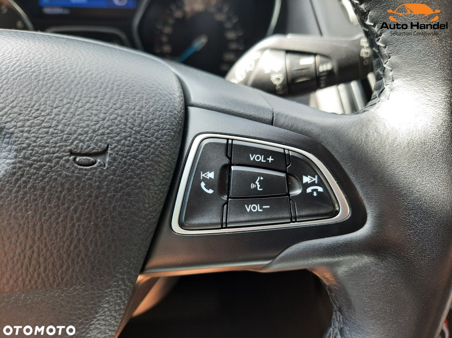 Ford Focus Turnier 1.0 EcoBoost Start-Stopp-System TITANIUM - 29