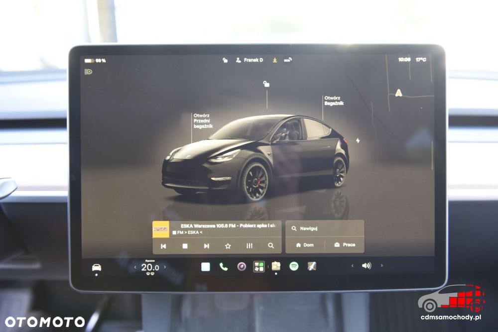 Tesla Model Y - 27