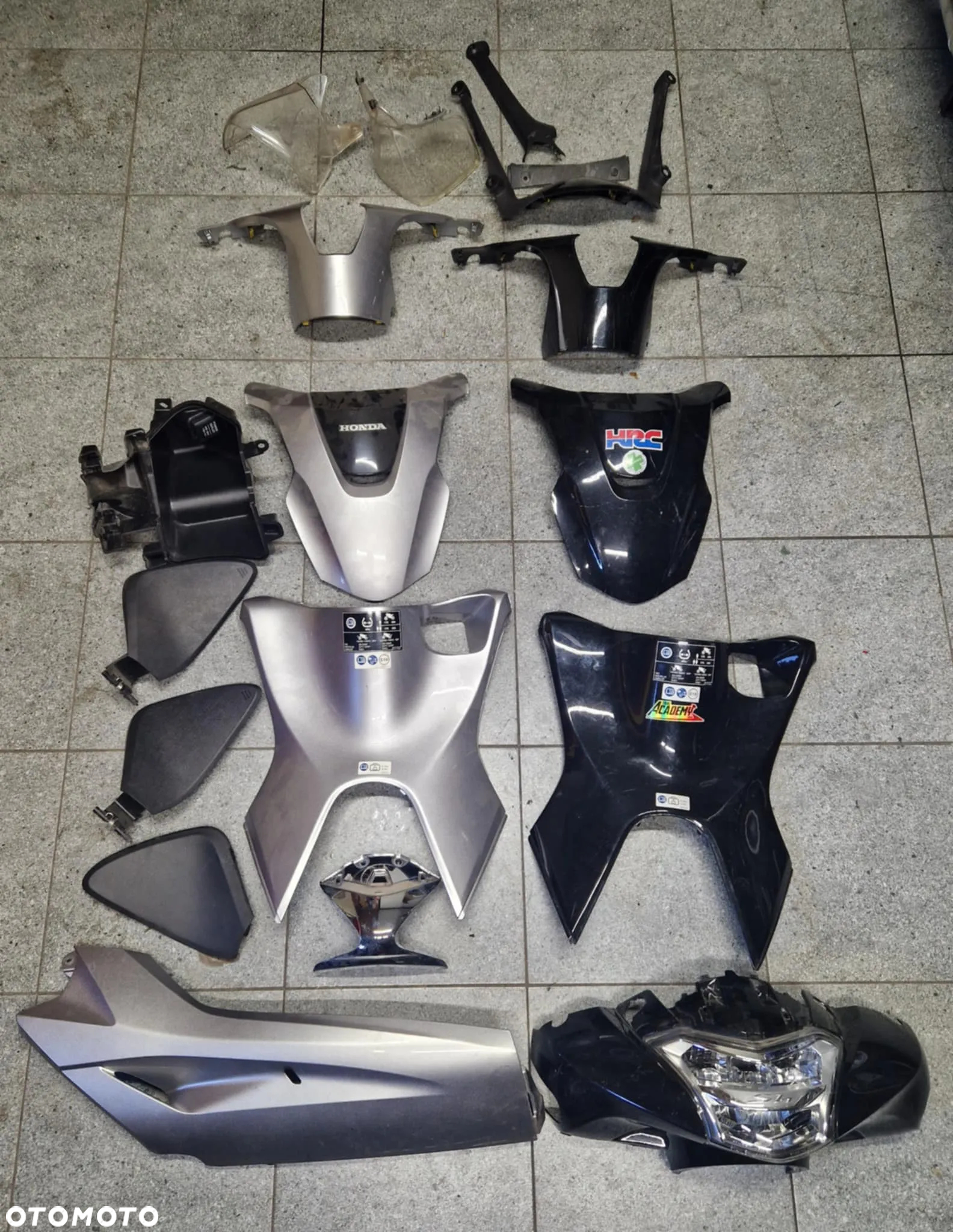 Silnik plastiki koła osprzęt Honda SH125 - 19
