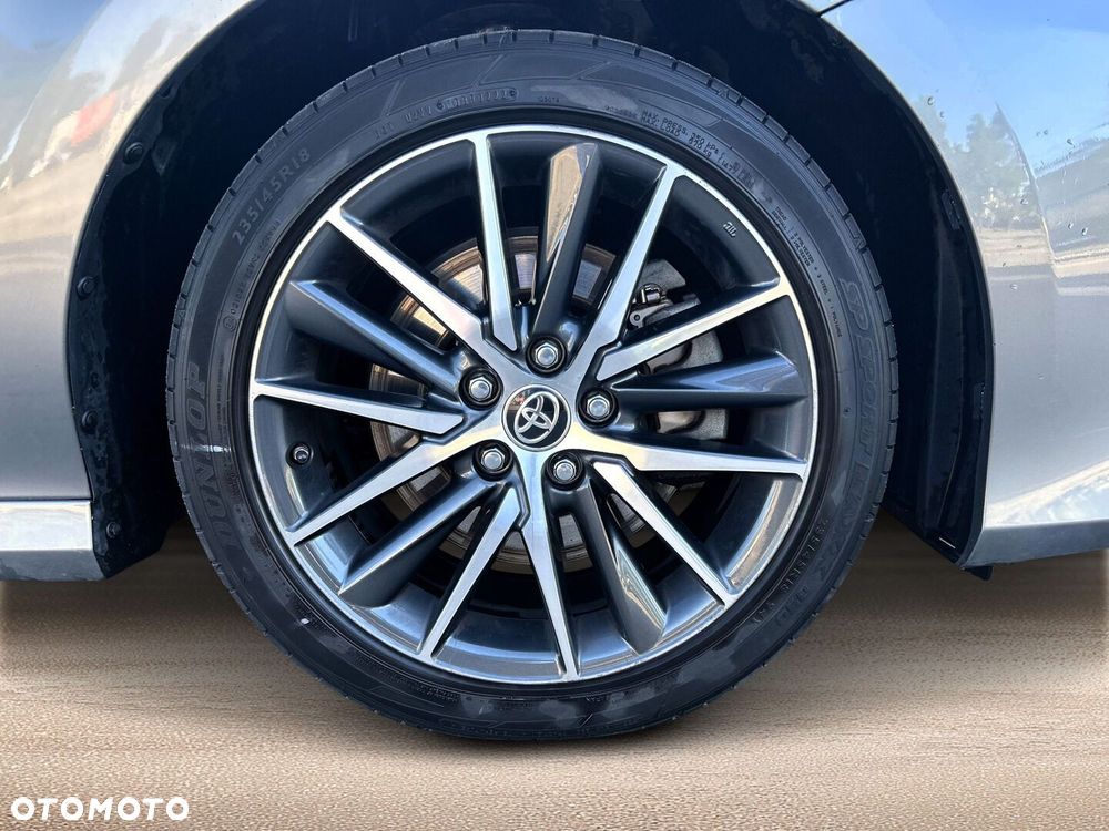 Toyota Camry 2.5 Hybrid Executive CVT - 30