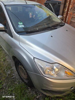 Ford Focus 1.8 TDCi Ambiente - 6