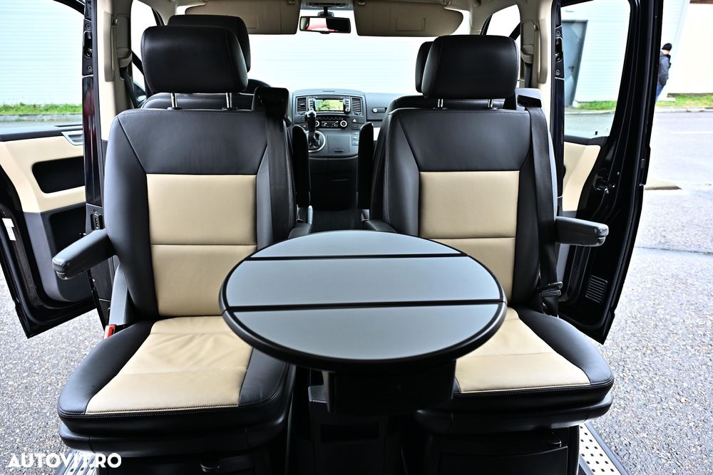 Volkswagen Multivan - 27