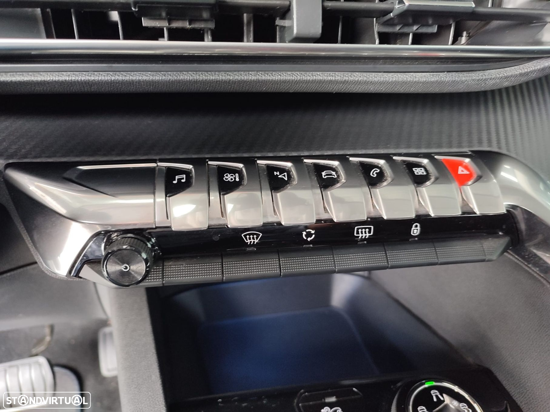 Peugeot 3008 1.5 BlueHDi Crossway EAT8 - 17