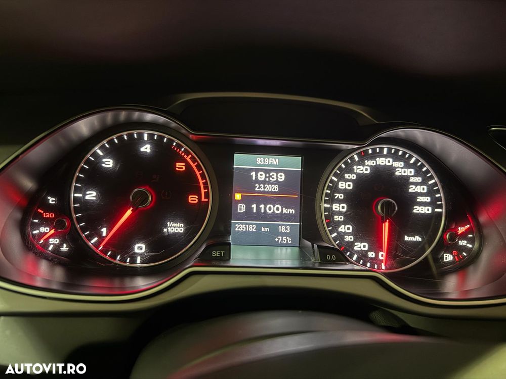 Audi A4 2.0 TDI DPF Attraction - 24