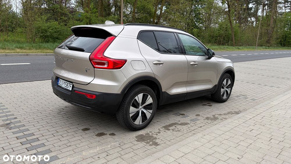 Volvo XC 40 T2 Plus Dark - 5