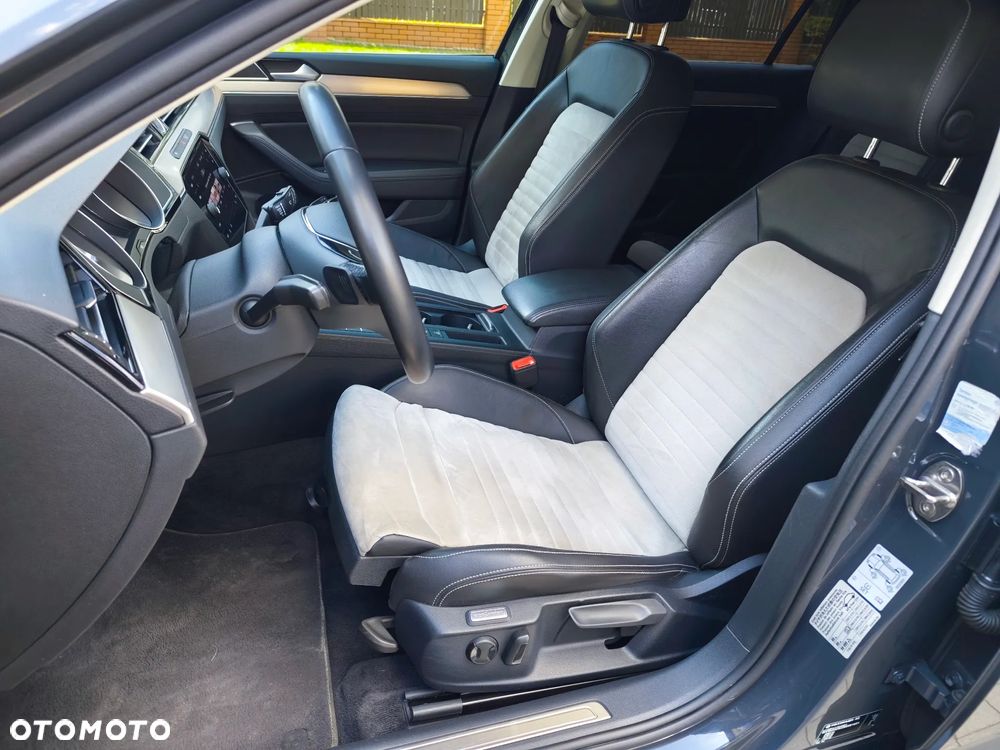 Volkswagen Passat - 24
