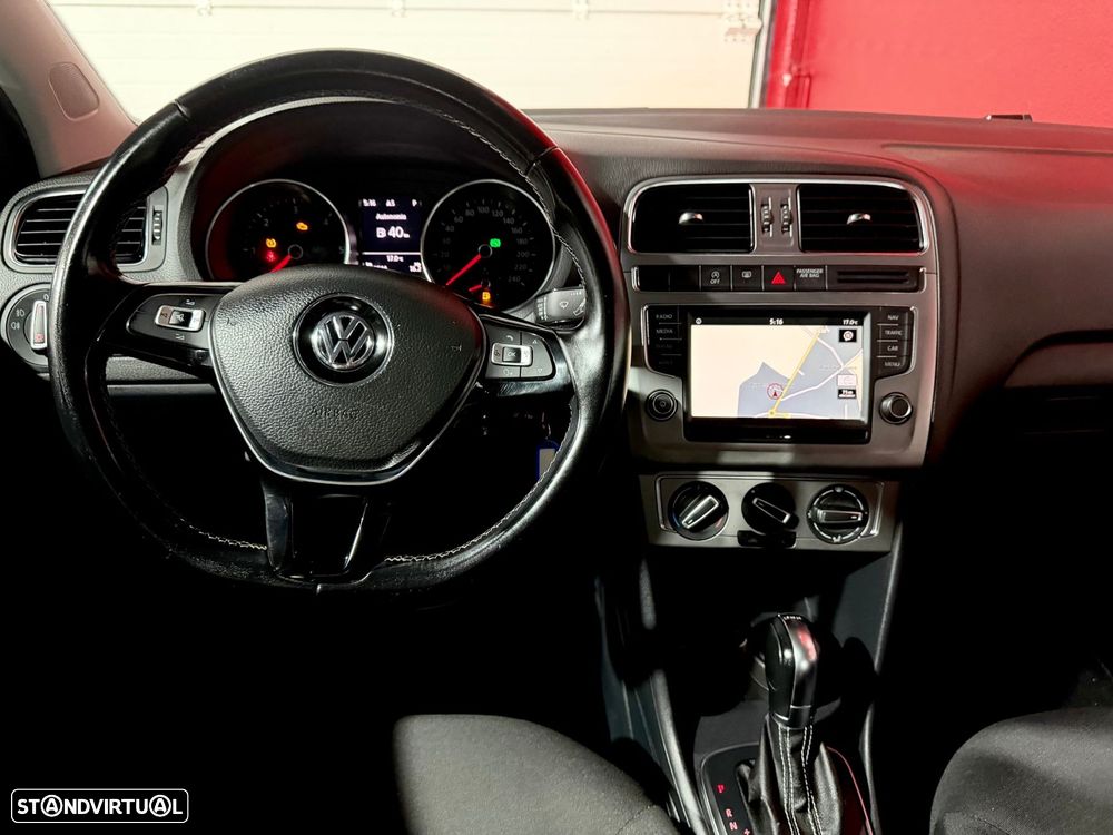 VW Polo 1.4 TDi Lounge DSG - 33