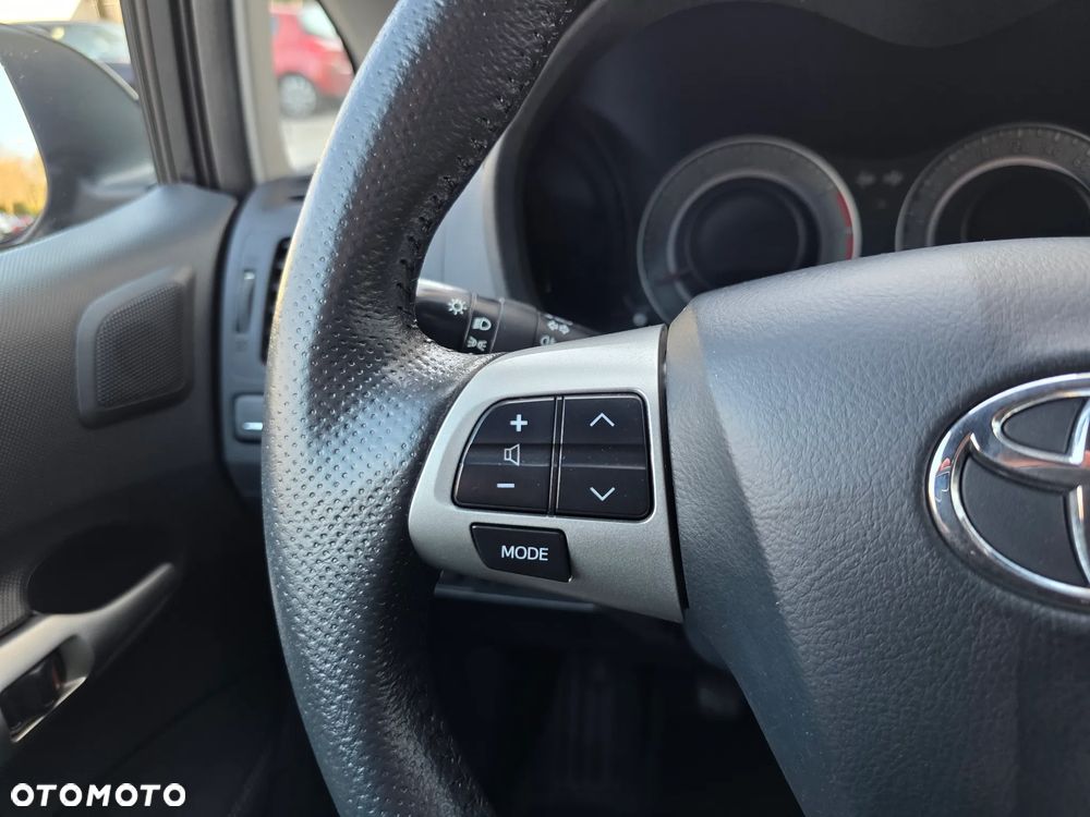 Toyota Auris 1.6 Premium Start - 28