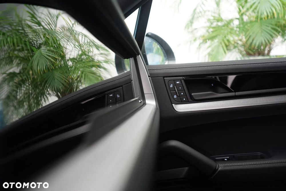 Porsche Cayenne E-Hybrid PHEV - 21