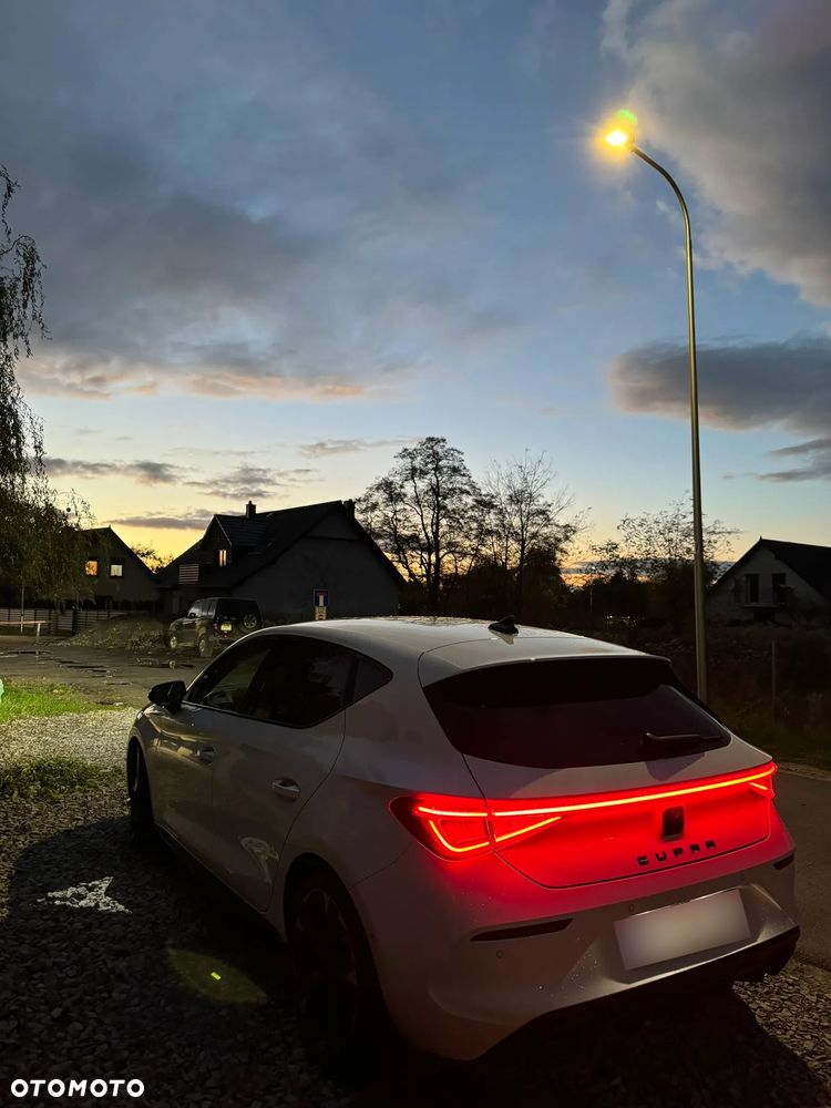 Cupra Leon 2.0 TSI DSG - 7
