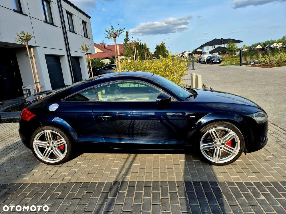 Audi TT Coupé 2.0 TDI Quattro - 8