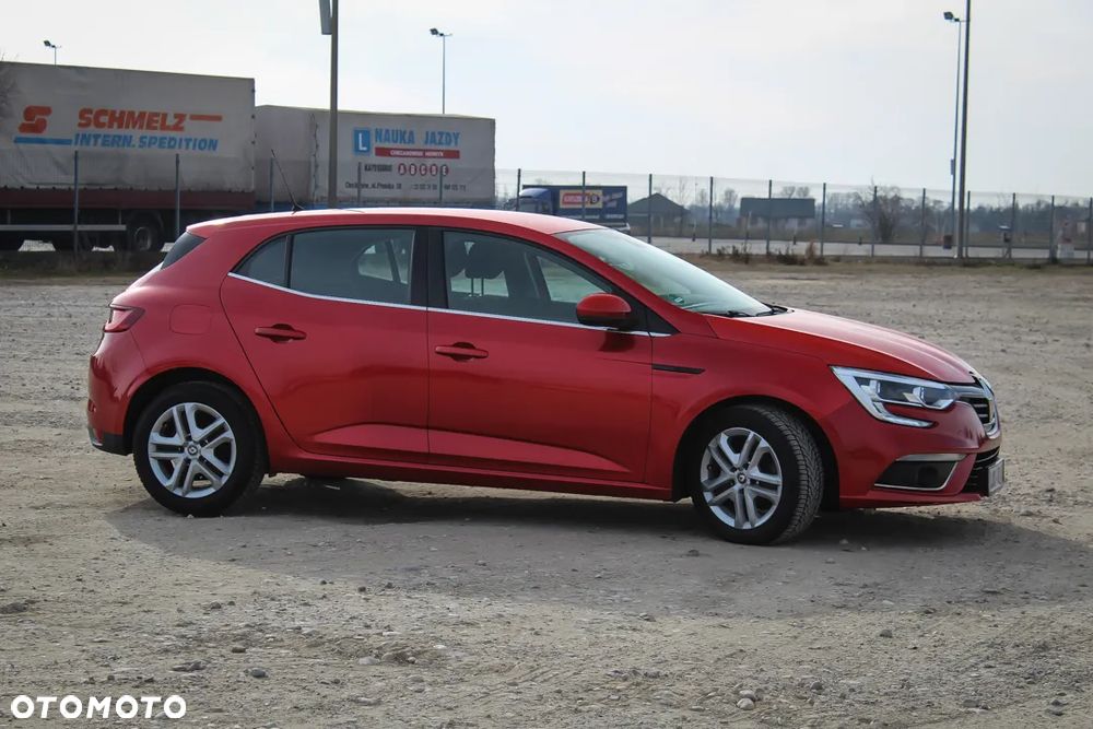 Renault Megane 1.2 Energy TCe Life - 5