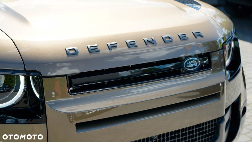 Land Rover Defender 3.0 D250 mHEV X-Dynamic HSE - 7