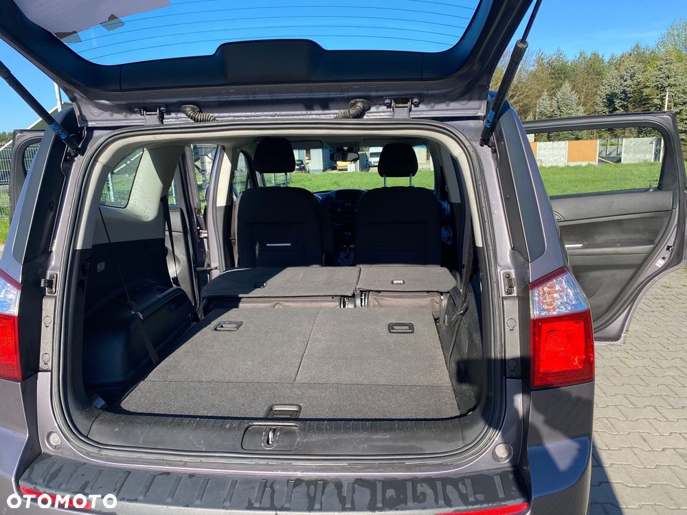 Chevrolet Orlando - 21
