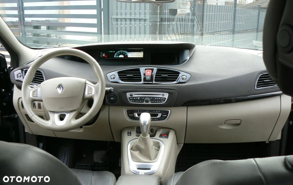 Renault Grand Scenic - 5