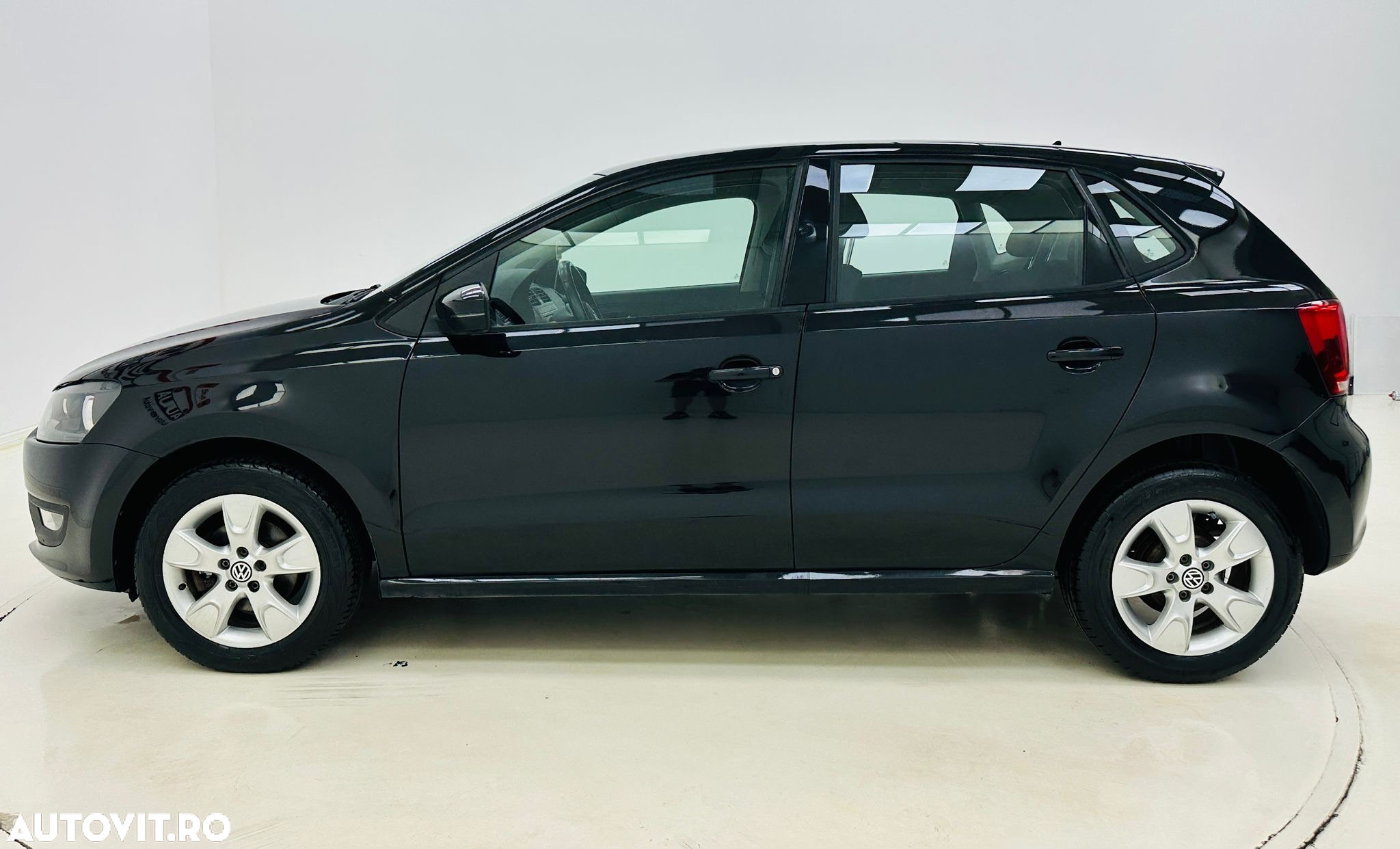 Volkswagen Polo - 11