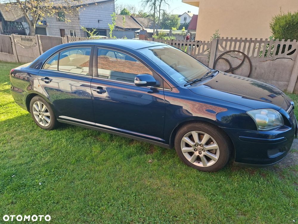 Toyota Avensis 2.0 D-4D Sol - 3