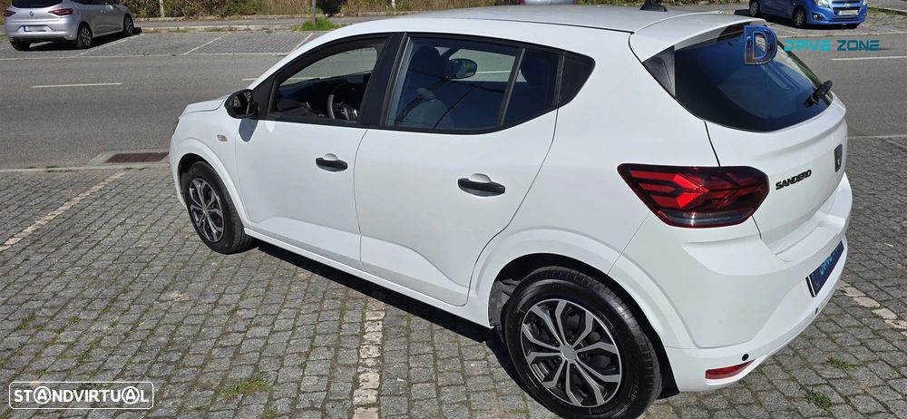 Dacia Sandero 1.0 SCe Essential - 6