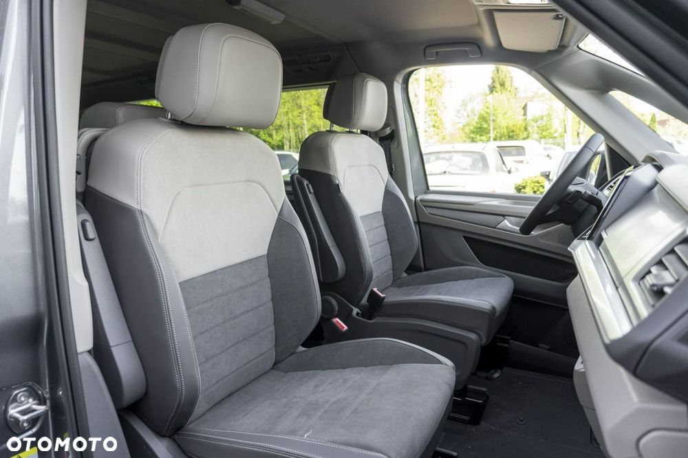 Volkswagen Multivan - 25