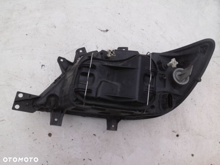 MERCEDES SPRINTER LIFT 2000-2002 LAMPA PRAWA PRZÓD 15053200 - 2