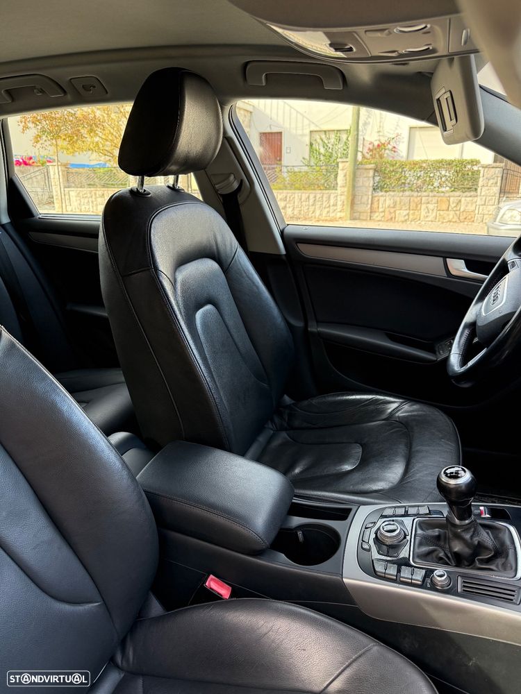Audi A4 Avant 2.0 TDI - 9