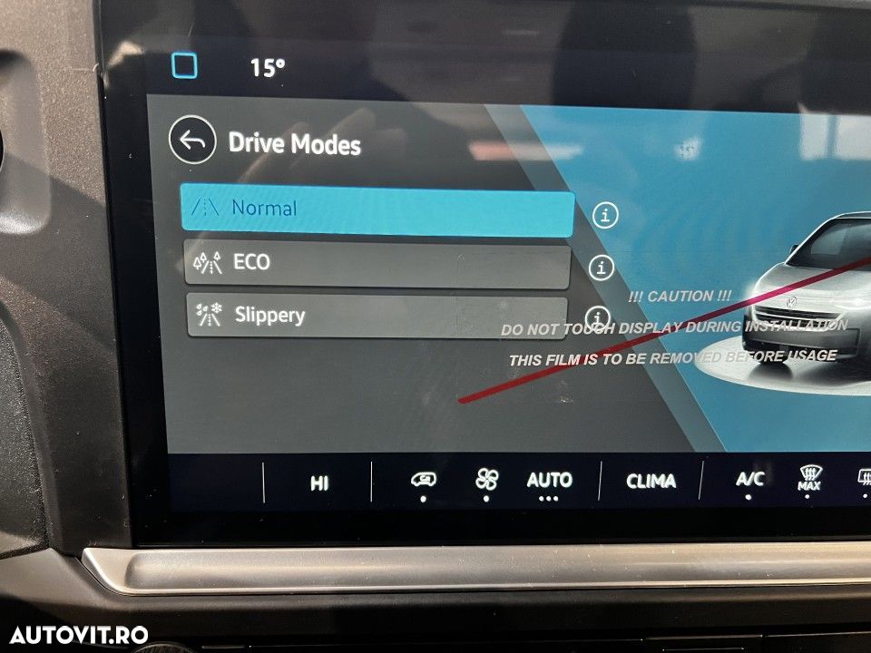 Volkswagen Caravelle - 14