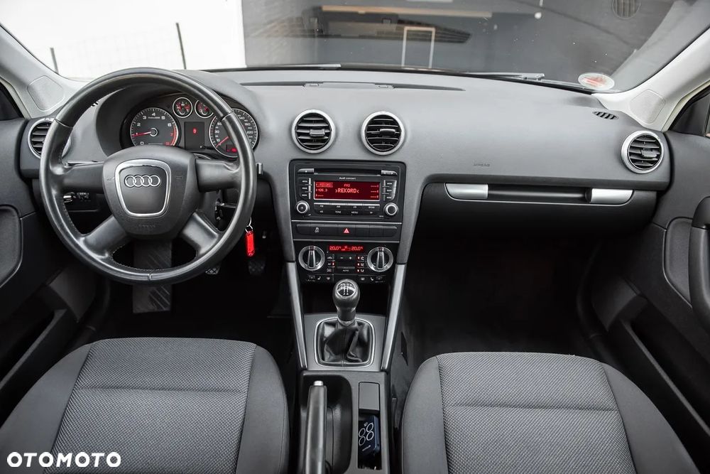 Audi A3 Sportback - 23