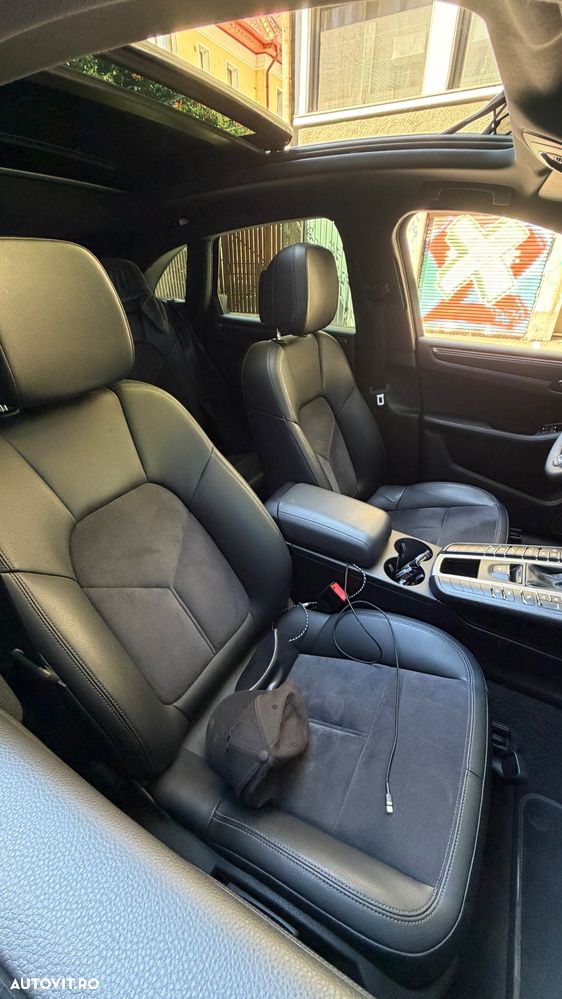 Porsche Macan - 16