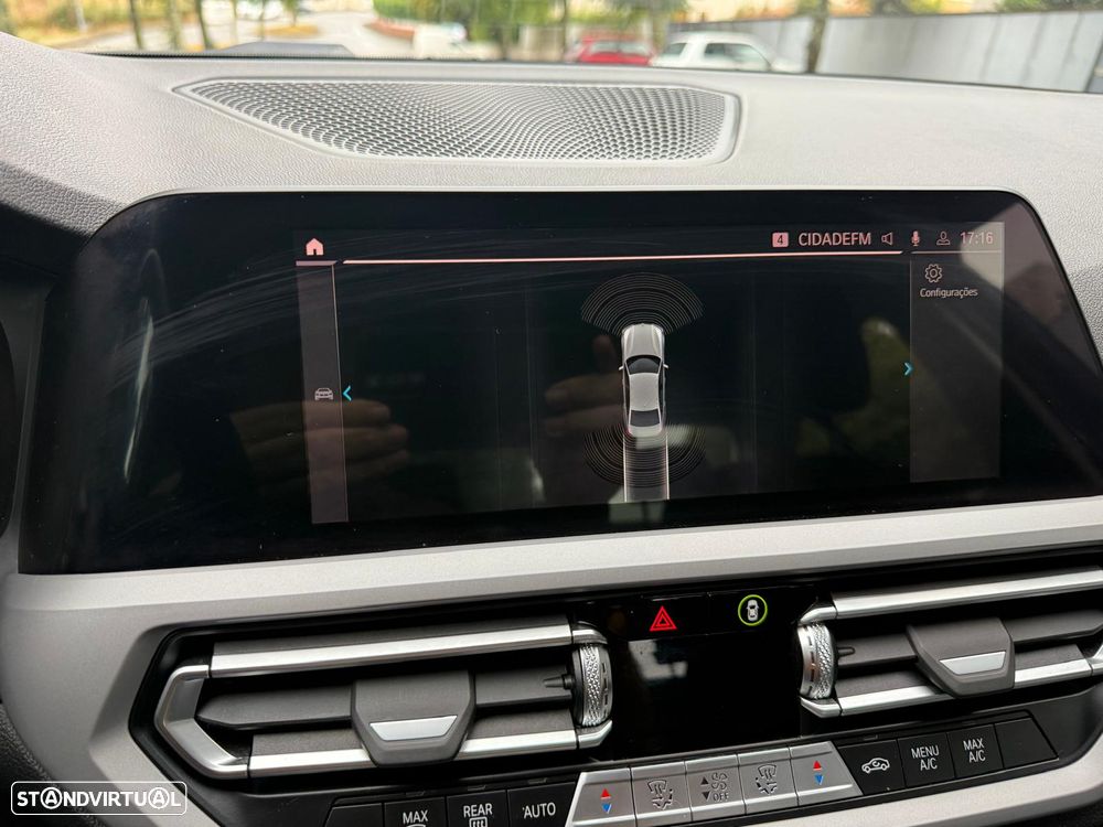 BMW 318 d Auto - 8