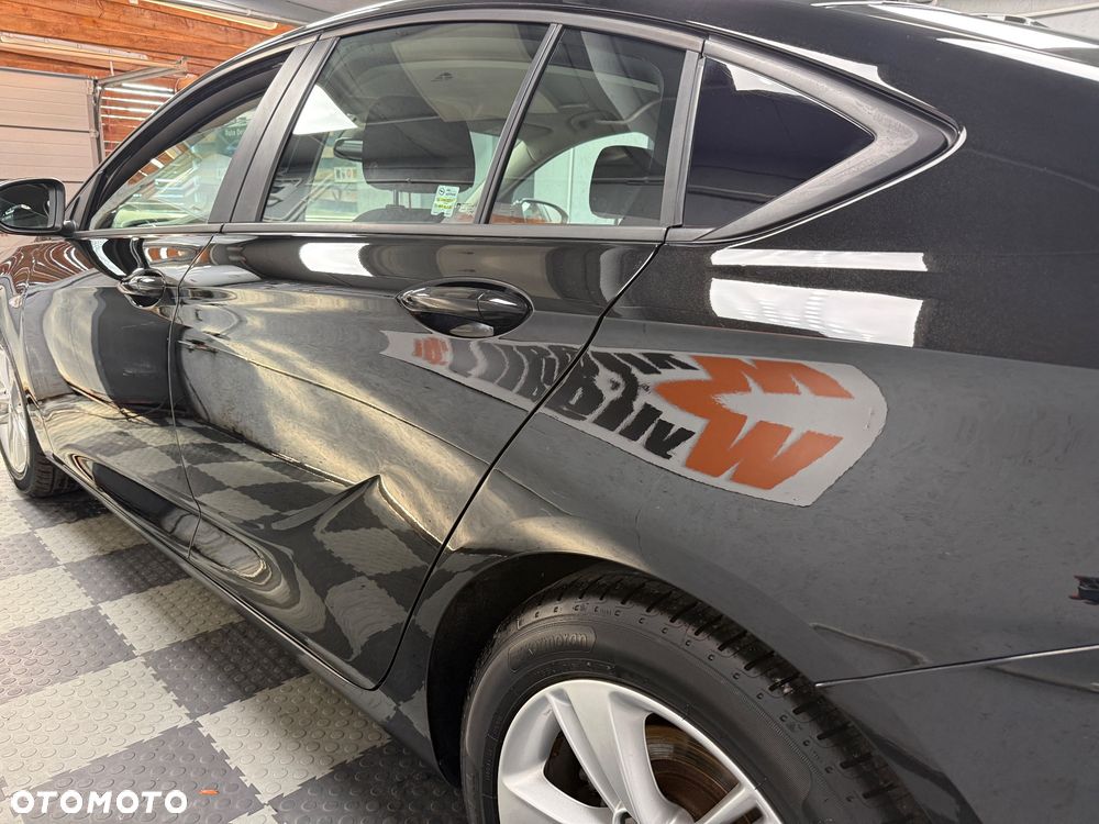 Opel Insignia - 23