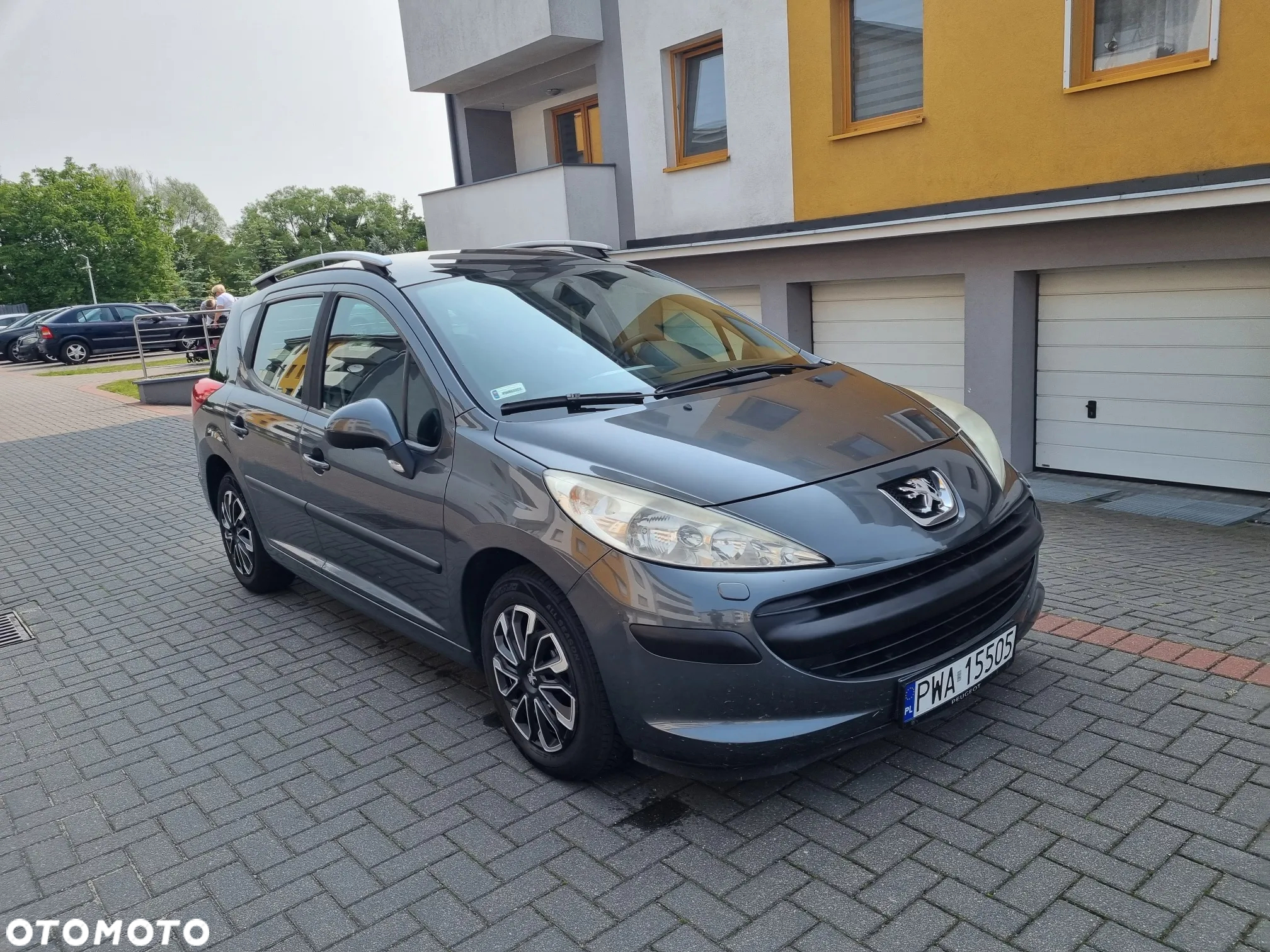 Peugeot 207 1.4 16V Trendy - 6