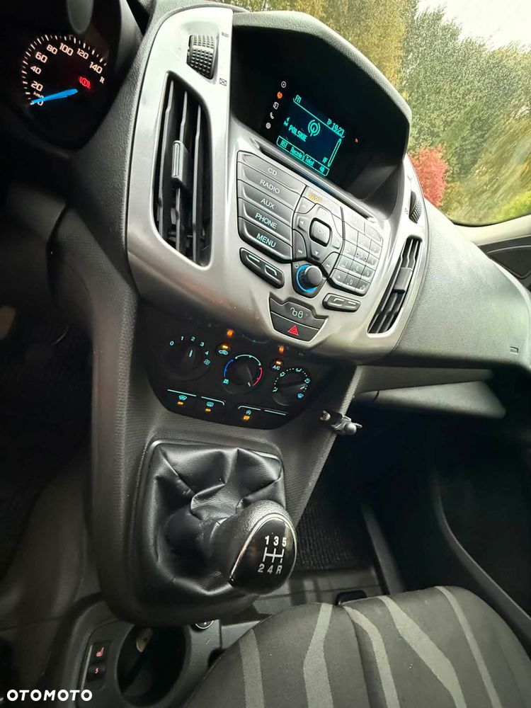 Ford Transit Connect - 8