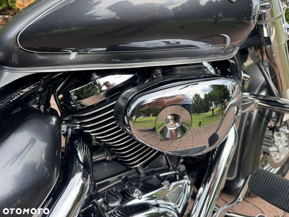 Suzuki Intruder - 9