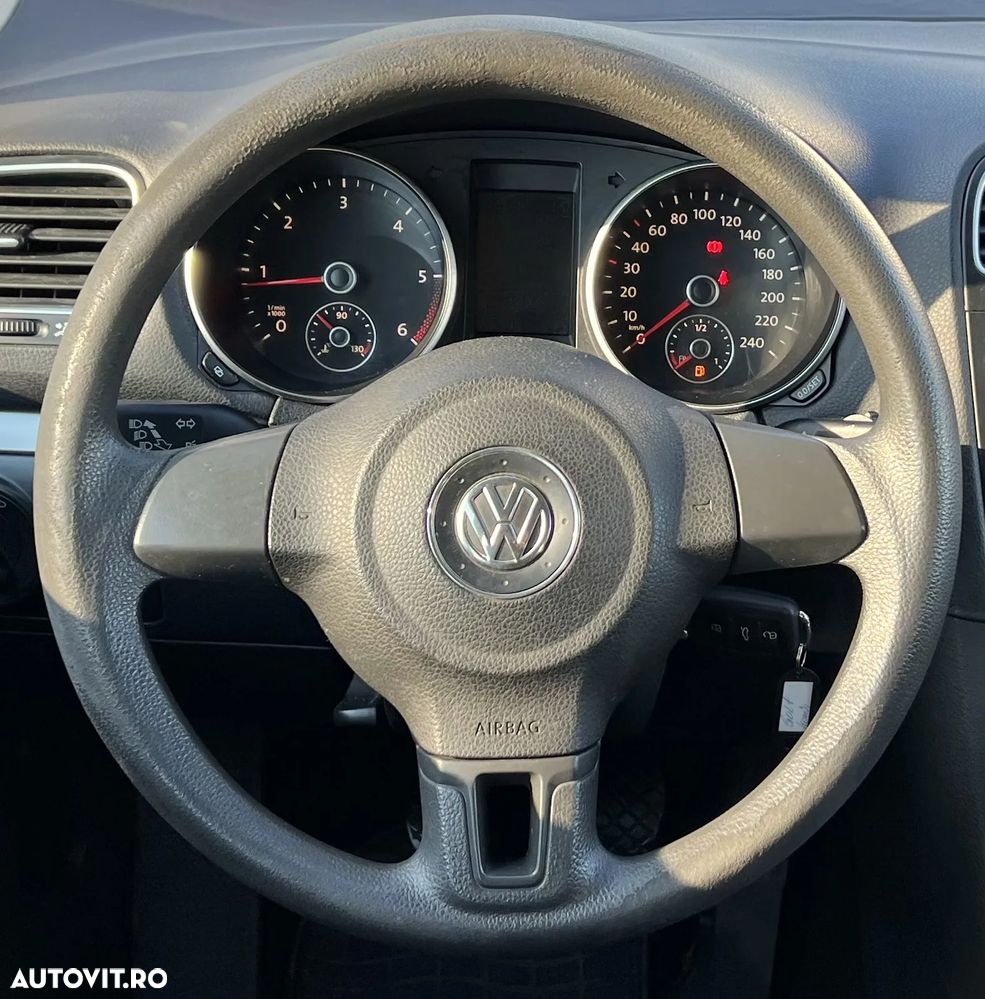 Volkswagen Golf 1.6 TDI BlueMotion Technology DPF Comfortline - 11