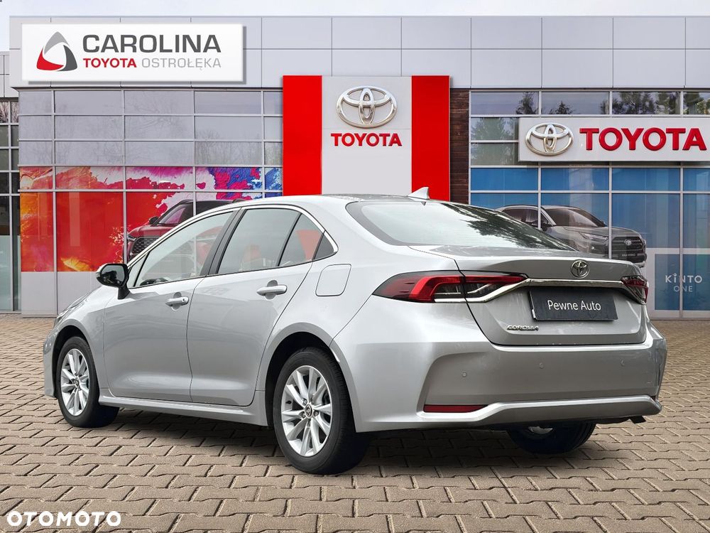 Toyota Corolla - 4