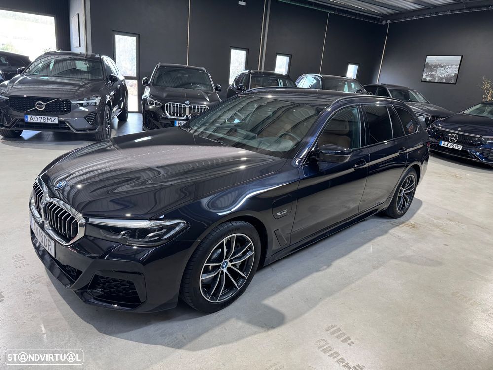BMW 530 e Pack Desportivo M - 6