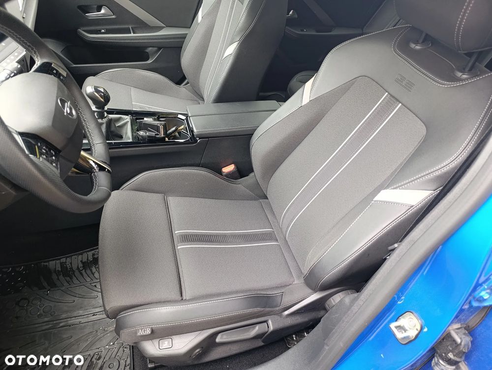 Opel Astra 1.2 Turbo Start/Stop GS Line - 19