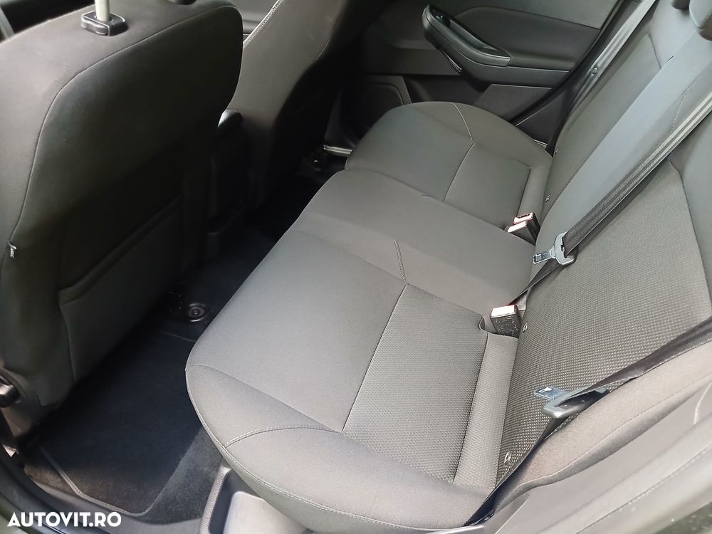 Ford Focus 1.6 TDCi DPF Trend - 16