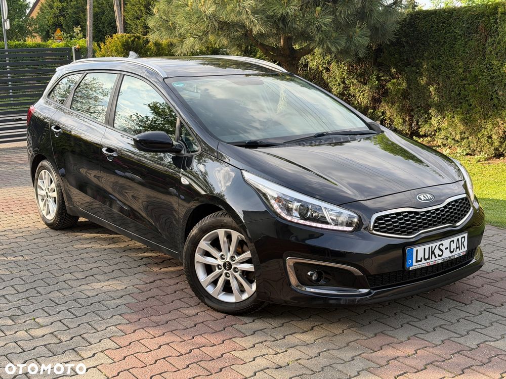 Kia Ceed 1.6 GDI ISG Platinum Edition - 39