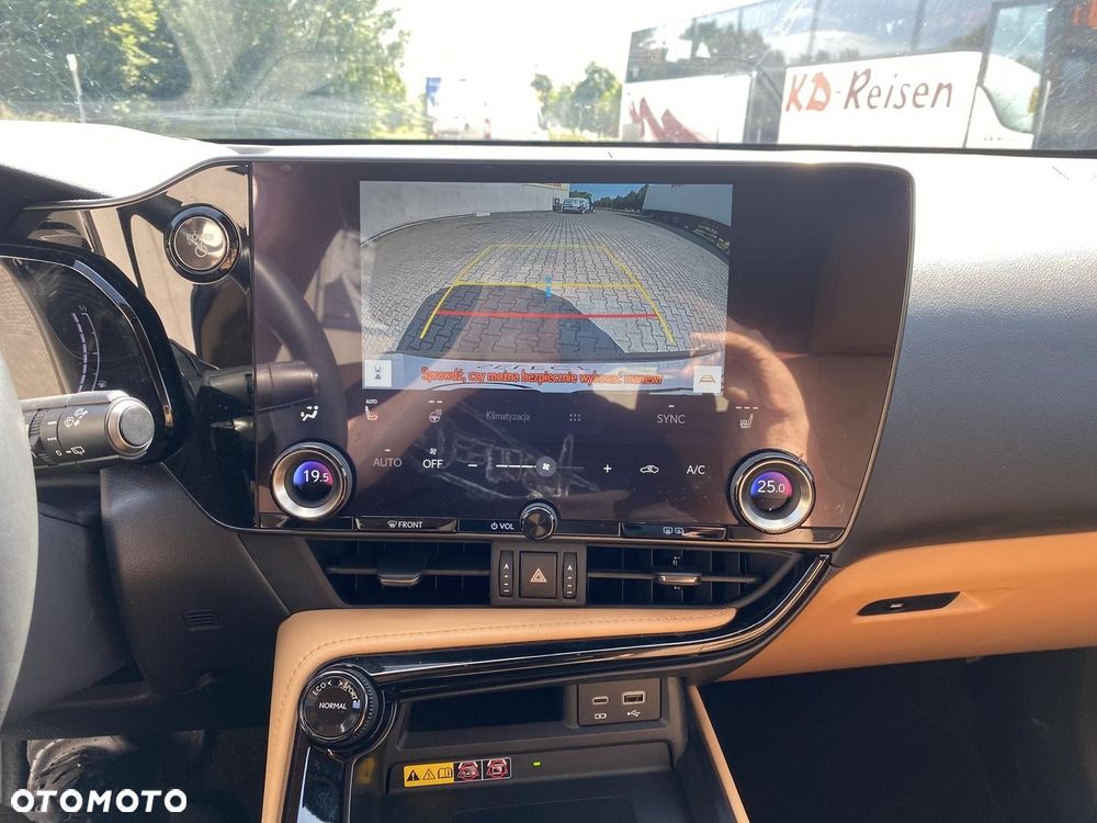 Lexus NX 350h Prestige AWD - 19