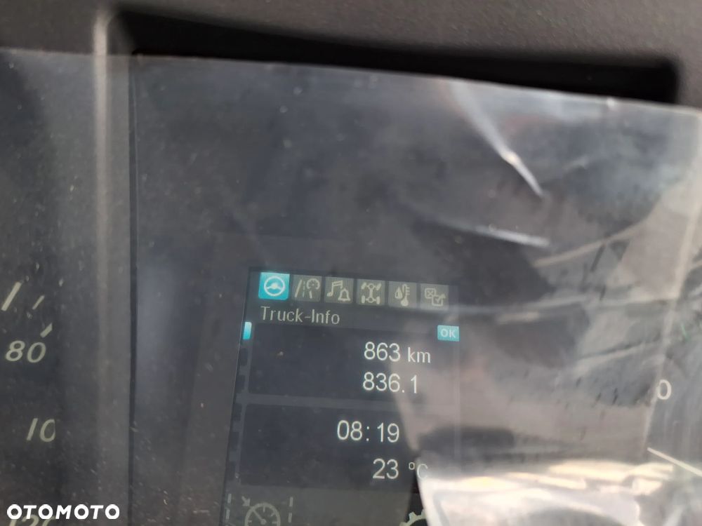 Mercedes-Benz Econic 1827 Zamiatarka FAUN Viajet EURO 6 PM10 Dodatkowy Silnik W Zabudowie Dodatkowa Szczotka Odchwaszczarka Dodatkowy Zbiornik Wody Rura do Liści Studzienek Samochód Jak Nowy 860 km Przebiegu 2023 Rok Zamiatarka Uliczna - 31