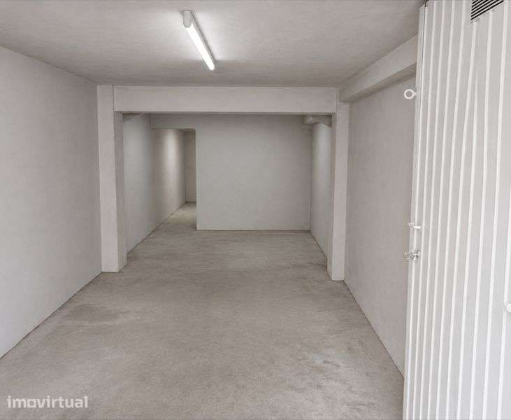 Garagem independente 44m2 - Grande imagem: 3/4