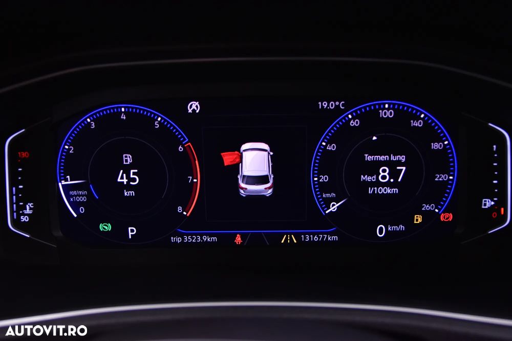 Volkswagen T-ROC - 10