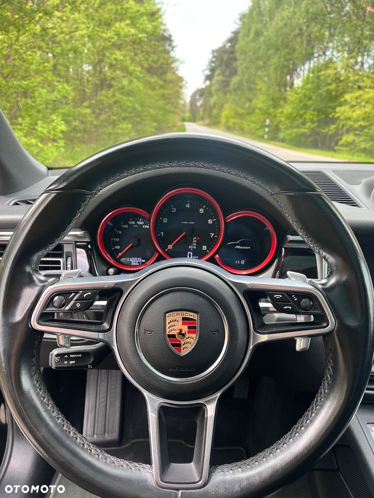 Porsche Macan - 8